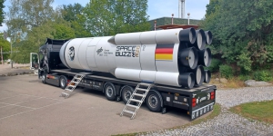 Spacebuzz One – We´re taking you(th) to space